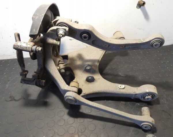 18142634736-6968e2b1b44b2 Zwrotnica tylna LEWA Audi A8 S8 D3 4E 4E0511511F