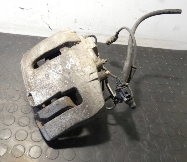 18152382918-6968e11c92d36 Zacisk hamulcowy przedni prawy Audi A8 S8 D3 4E 4.2 V8