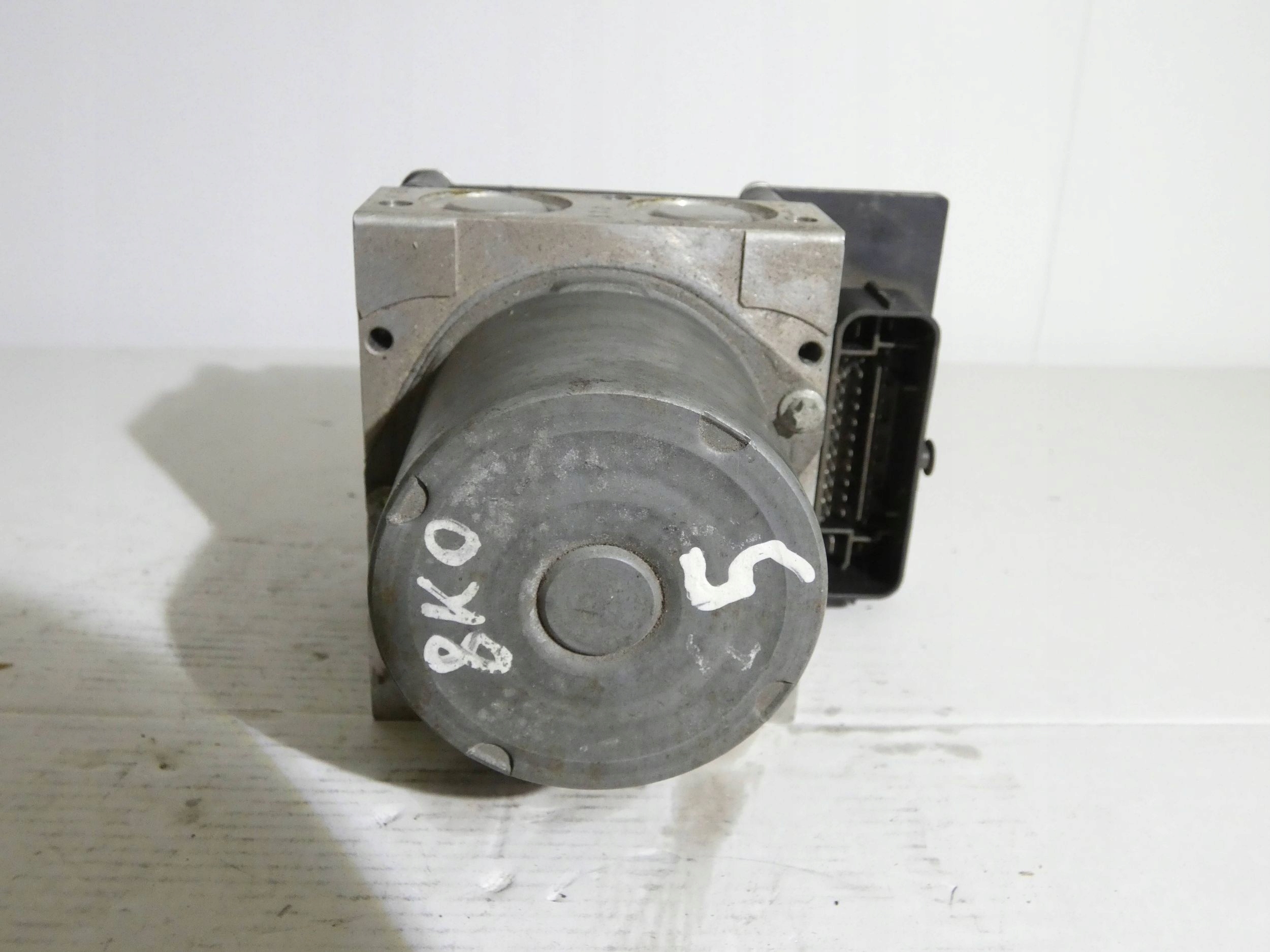 Pompa ABS Audi A4 S4 B8 A5 8K0907379CC 0265239854