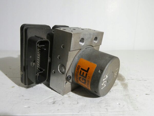 18157706136-6968de3f57b22 Pompa ABS Hyundai i20 61589-45200 A6589-30500