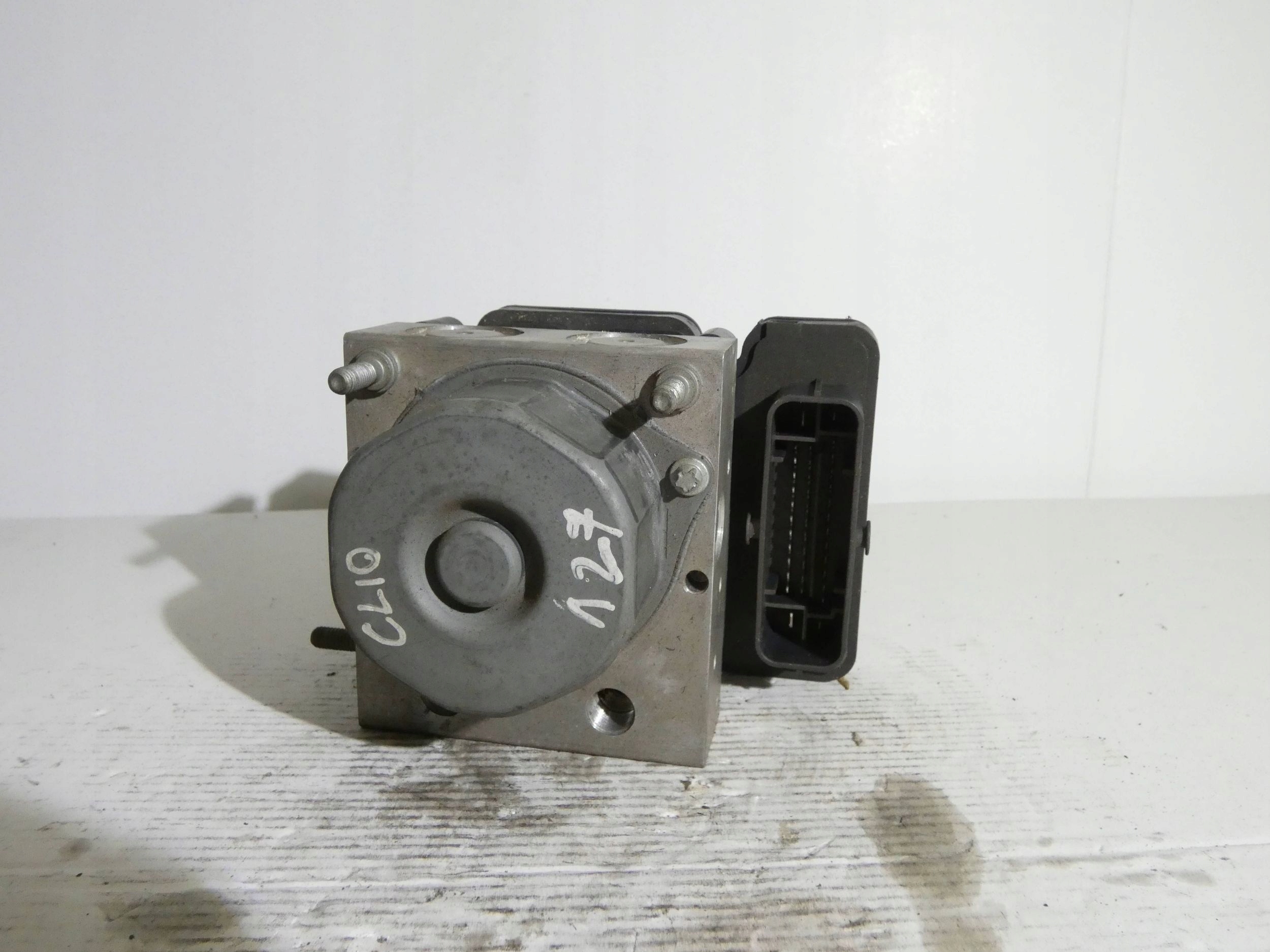 Pompa ABS Renault Clio IV 476608644R 0265956035