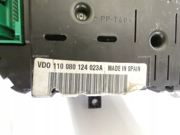 ZEGARY Licznik Volkswagen Polo IV 9N 6Q0920800P 110080124023A