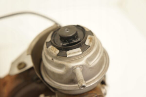 TURBOSPRĘŻARKA TURBO VW GOLF VII T-ROC SEAT LEON AUDI A3 1,6 TDI 04L253016H