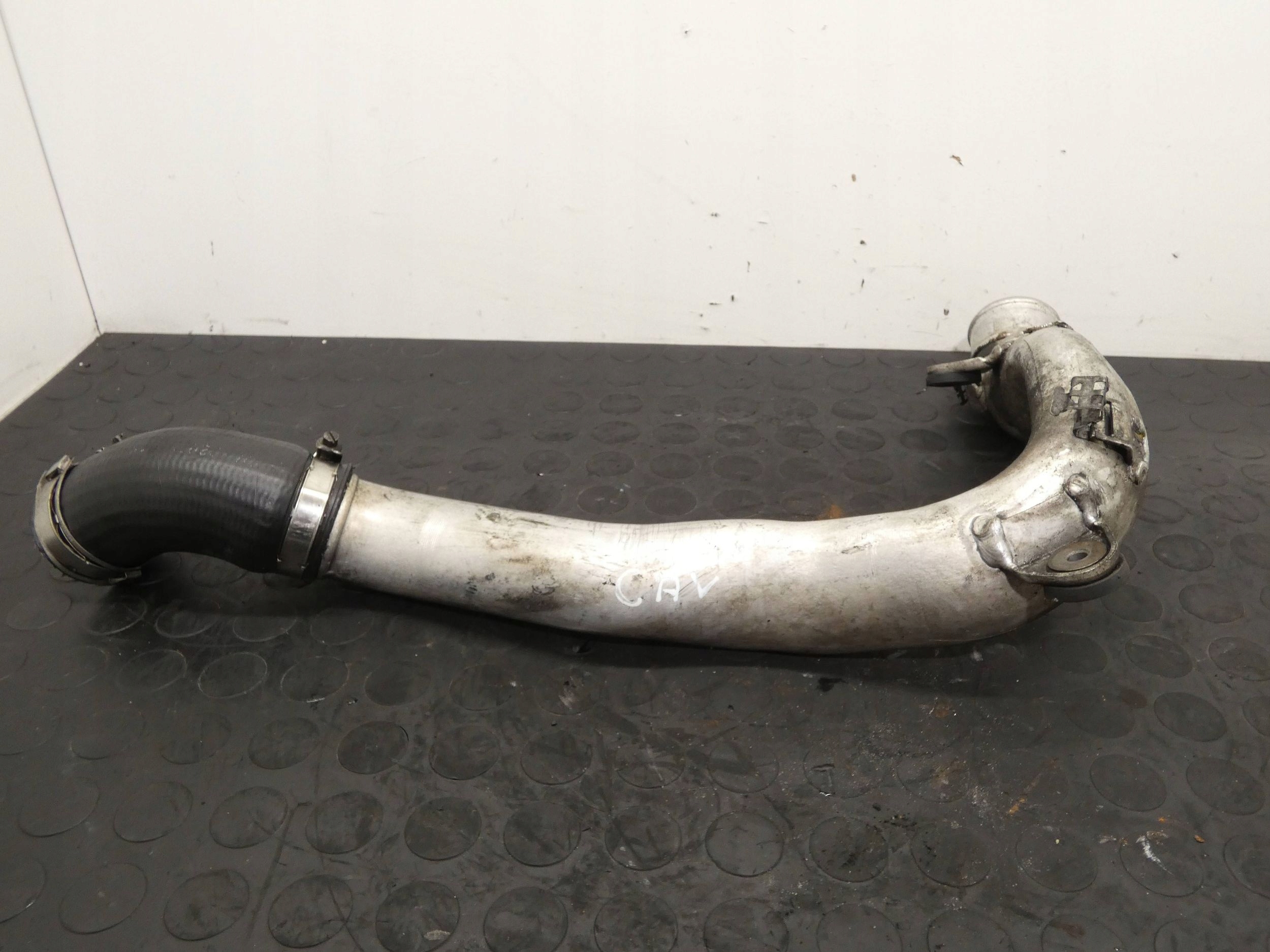 RURA Wąż intercoolera VW TIGUAN GOLF TOURAN JETTA SHARAN 1.4 TSI 1k0145840k