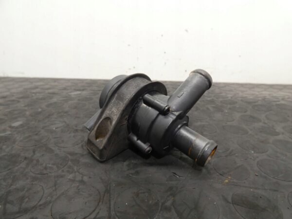 Dodatkowa pompa wody VW TIGUAN GOLF SEAT ALHAMBRA 1.4TSI 1K0965561F