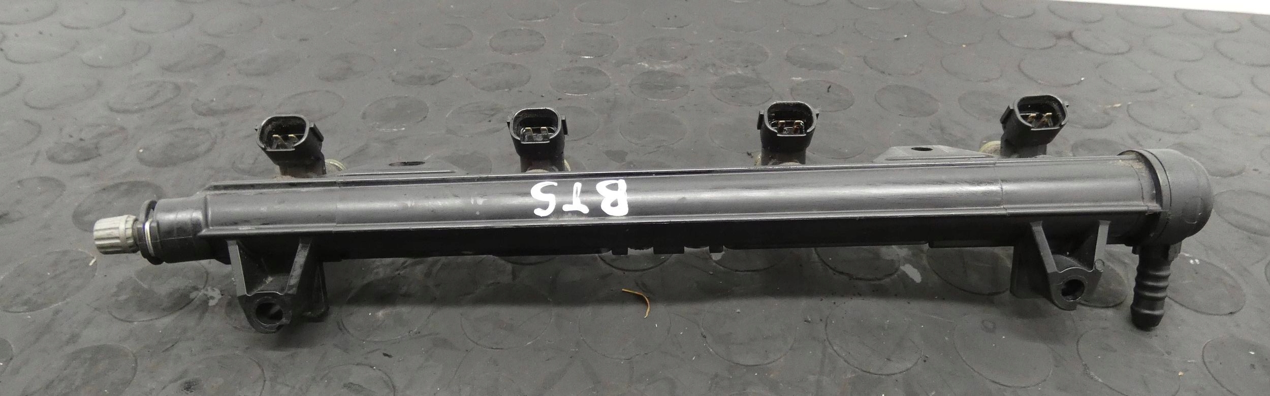 LISTWA WTRYSKOWA VW Polo SEAT IBIZA SKODA FABIA ROOMSTER 1.6 036133319CA