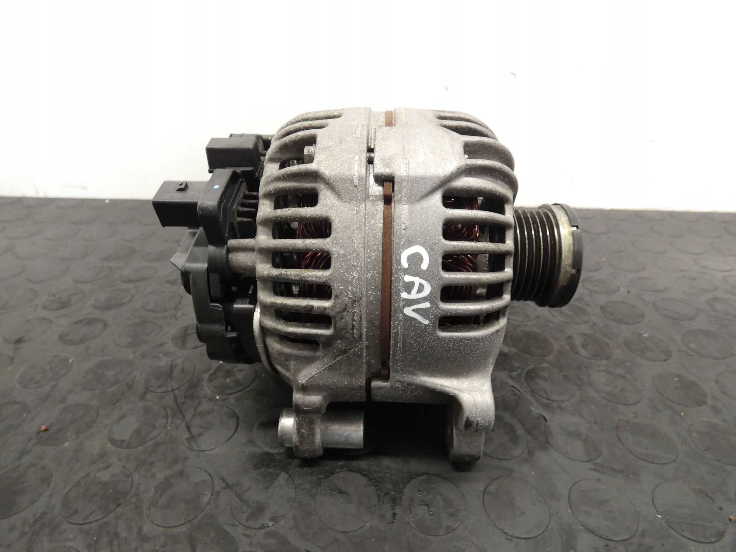 Alternator VW TIGUAN GOLF SEAT ALHAMBRA 1.4TSI 03C903023A