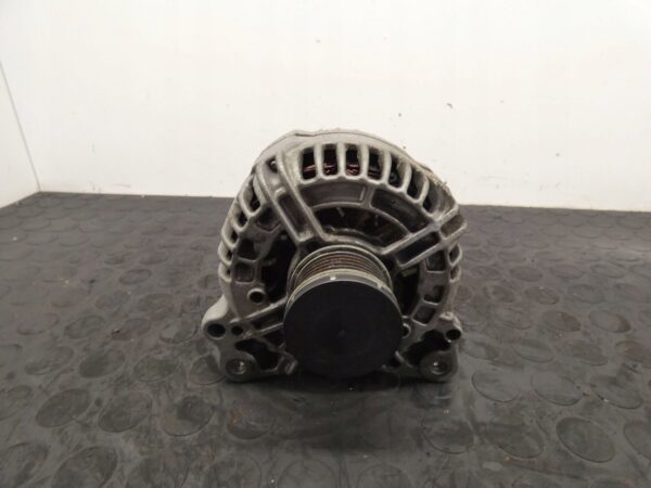 Alternator VW TIGUAN GOLF SEAT ALHAMBRA 1.4TSI 03C903023A