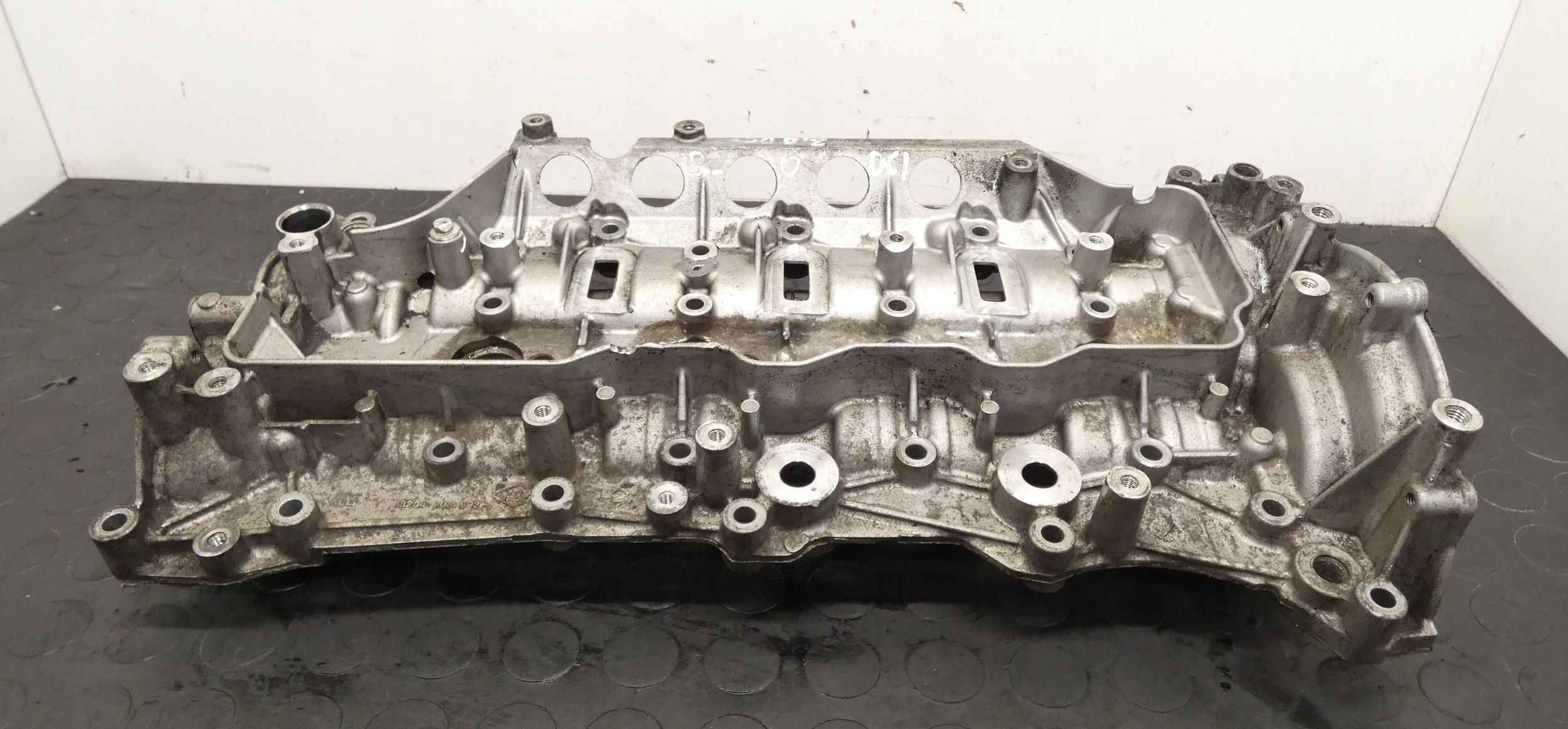 18174716520-6968d9921dbde Pokrywa zaworów WAŁKI RENAULT MASTER III OPEL MOVANO 2.3 M9T 8200908993