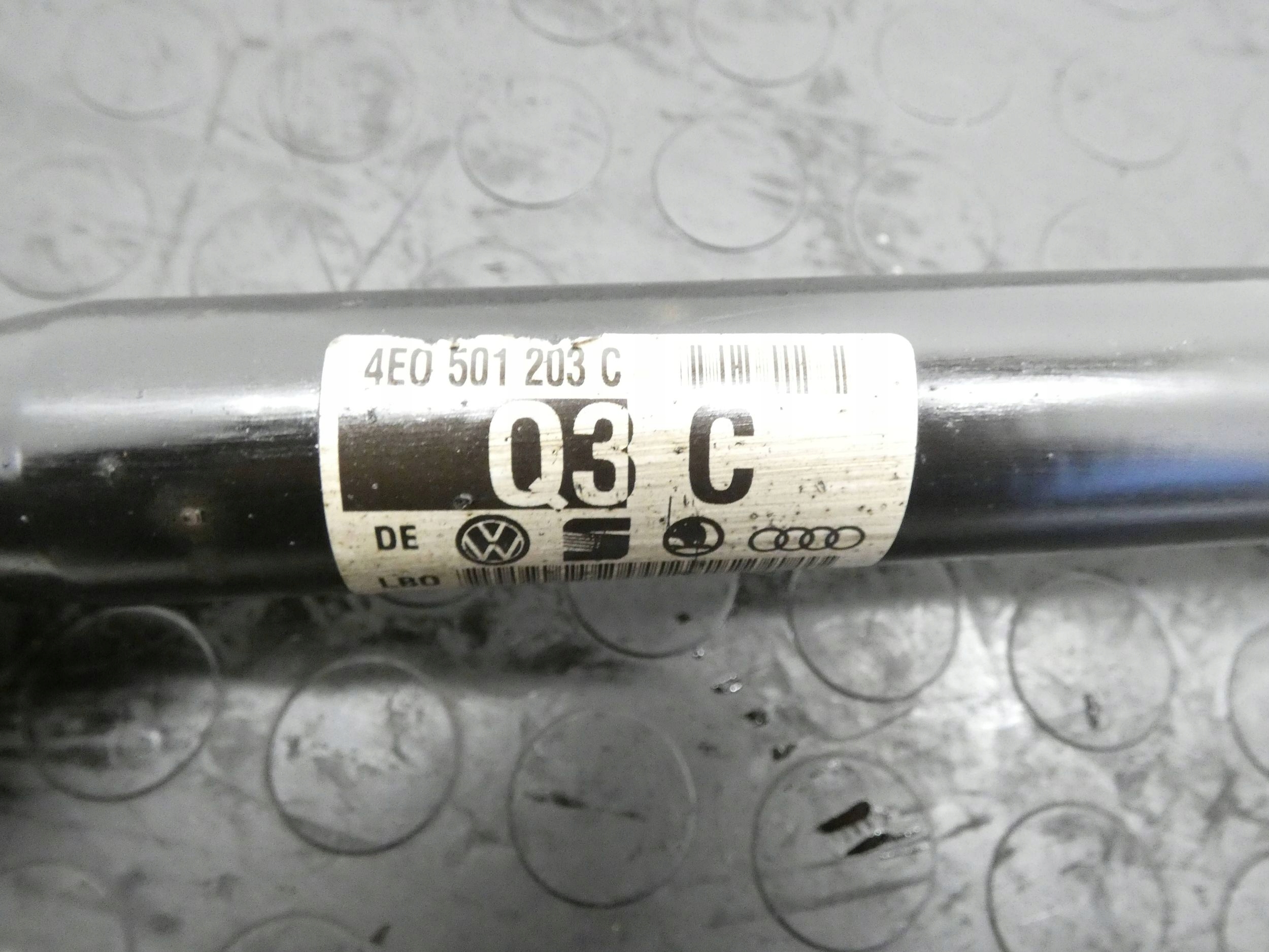 18174730572-6968d8c91964e Półoś tylna Tył Audi A8 S8 D3 4E 4E0501203C