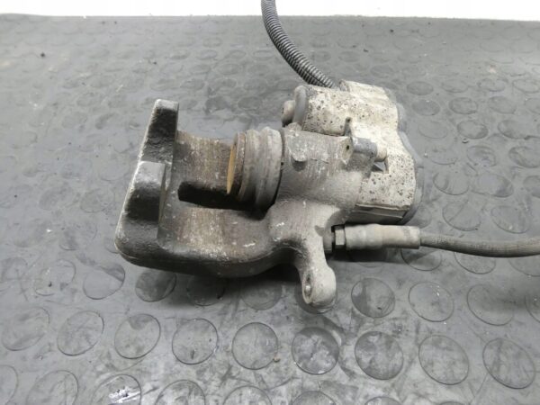 18176342496-6968d8af95a16 ZACISK PRAWY TYŁ Audi A8 S8 D3 4,2 V8