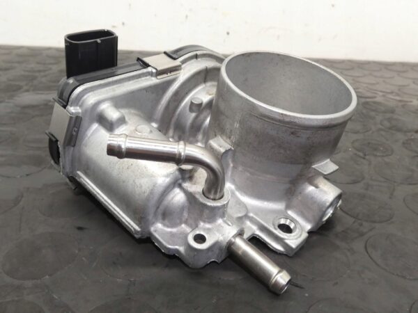 18176891358-6968d80692fea PRZEPUSTNICA TOYOTA YARIS IV MAZDA 2 KB 1,5 HYBRID M15A 22030-F3030