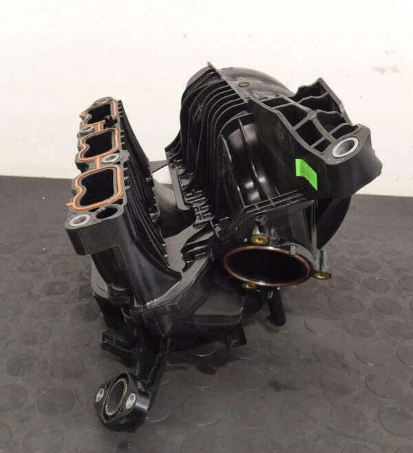 Kolektor ssący TOYOTA YARIS IV MAZDA 2 KB 1,5 HYBRID M15A 17101-F3040