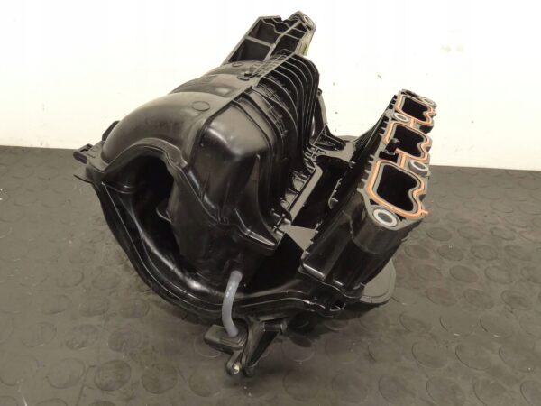 Kolektor ssący TOYOTA YARIS IV MAZDA 2 KB 1,5 HYBRID M15A 17101-F3040