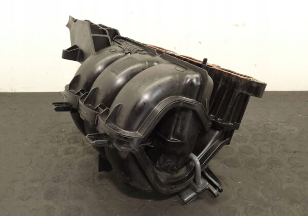 Kolektor ssący TOYOTA YARIS IV MAZDA 2 KB 1,5 HYBRID M15A 17101-F3040