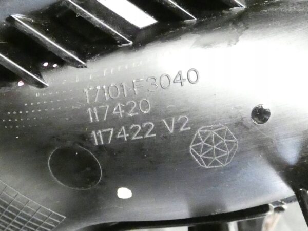 Kolektor ssący TOYOTA YARIS IV MAZDA 2 KB 1,5 HYBRID M15A 17101-F3040