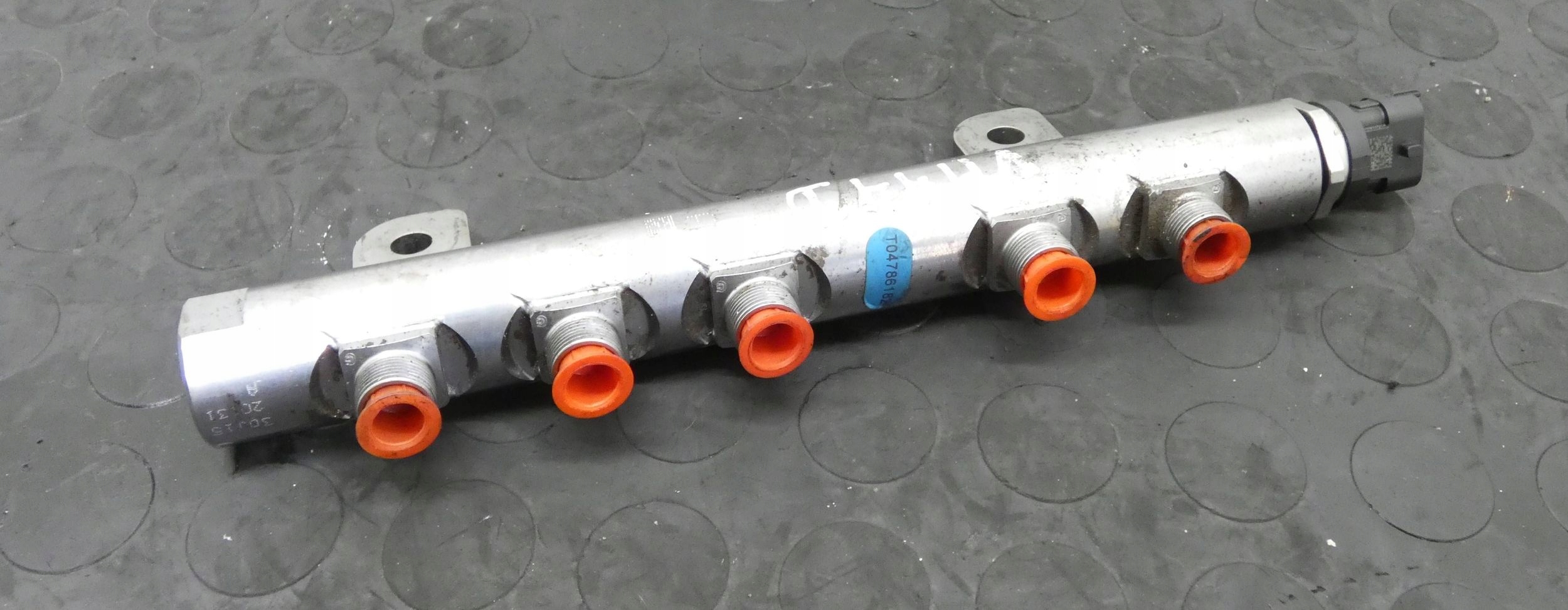 LISTWA WTRYSKOWA JEEP GRAND CHEROKEE WK2 3.0CRD 0445216050 35032008F