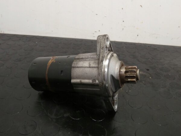 Rozrusznik AUDI A3 TT VW GOLF SCIROCCO SEAT LEON 2.0 TFSI CDL 02E911023J