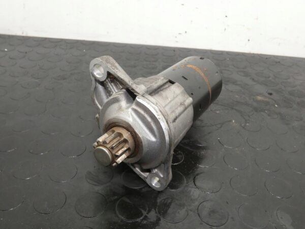 Rozrusznik AUDI A3 TT VW GOLF SCIROCCO SEAT LEON 2.0 TFSI CDL 02E911023J