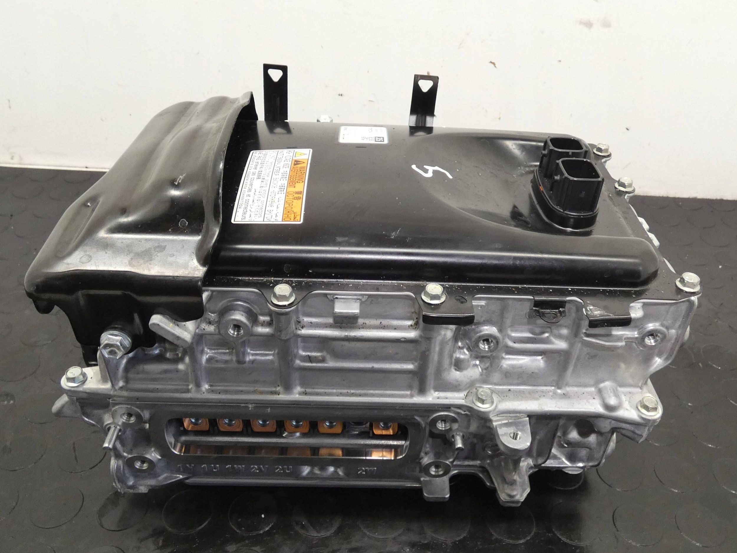 Inwerter/przetwornica napięcia Toyota Yaris 1.5 M15A G920052350 2321004800