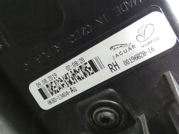 Lampa tylna PRAWA LED Jaguar F-Pace HK8313404AG HK83-13404-A