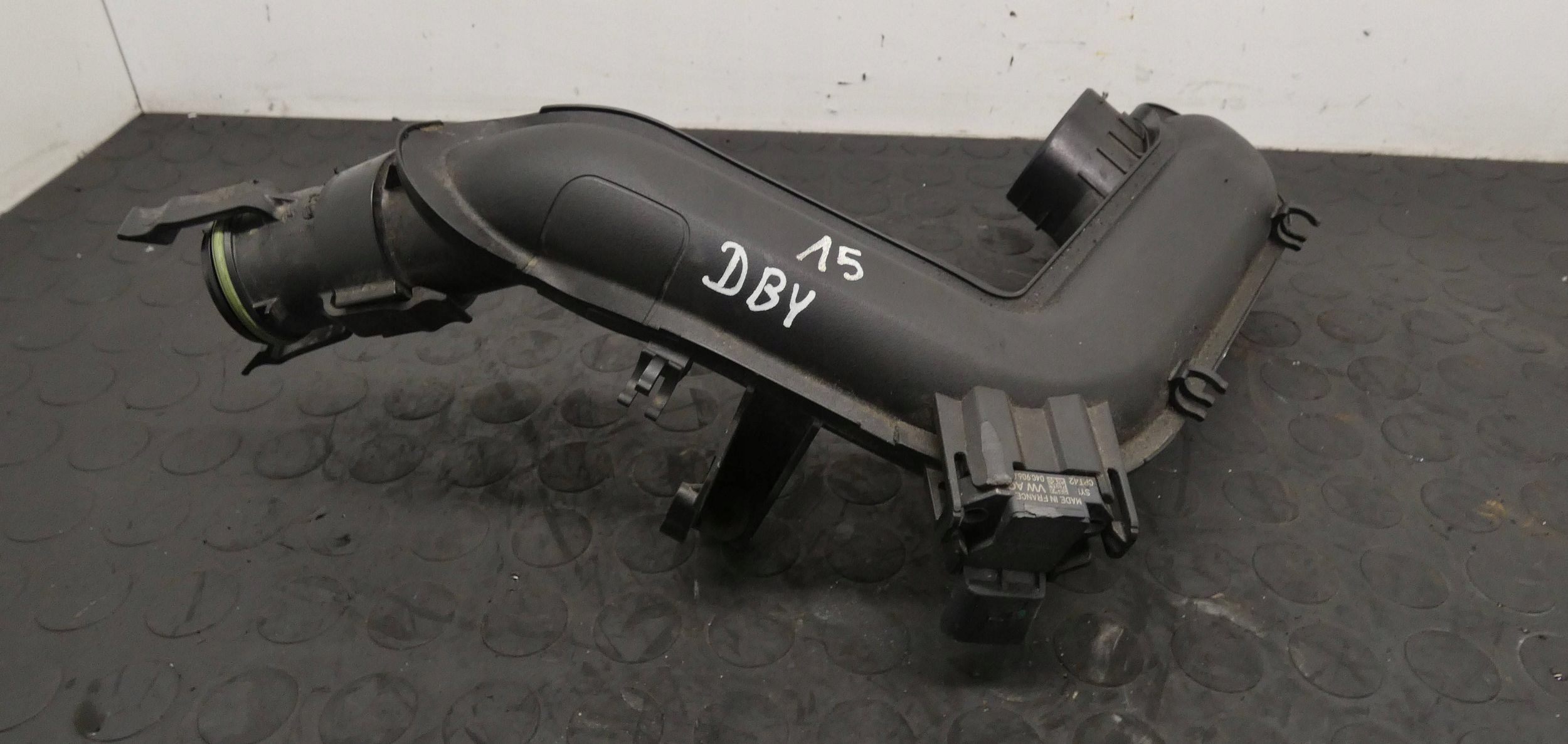 RURA INTERCOOLERA VW POLO SKODA FABIA SEAT IBIZA 1.0 TSI 04C145673B