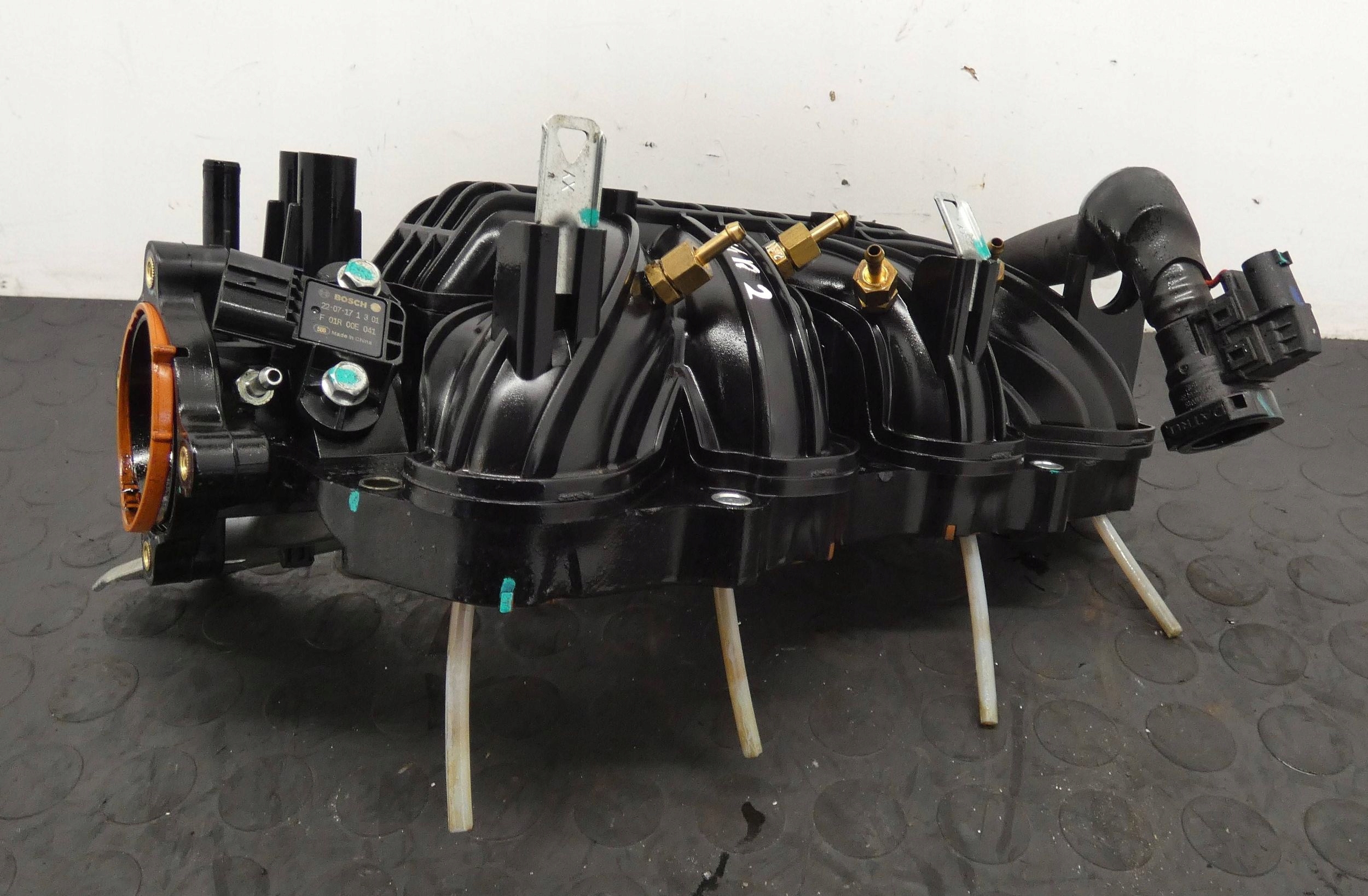 Kolektor ssący BAIC Beijing X3 1.5 16V LPG A551P01137