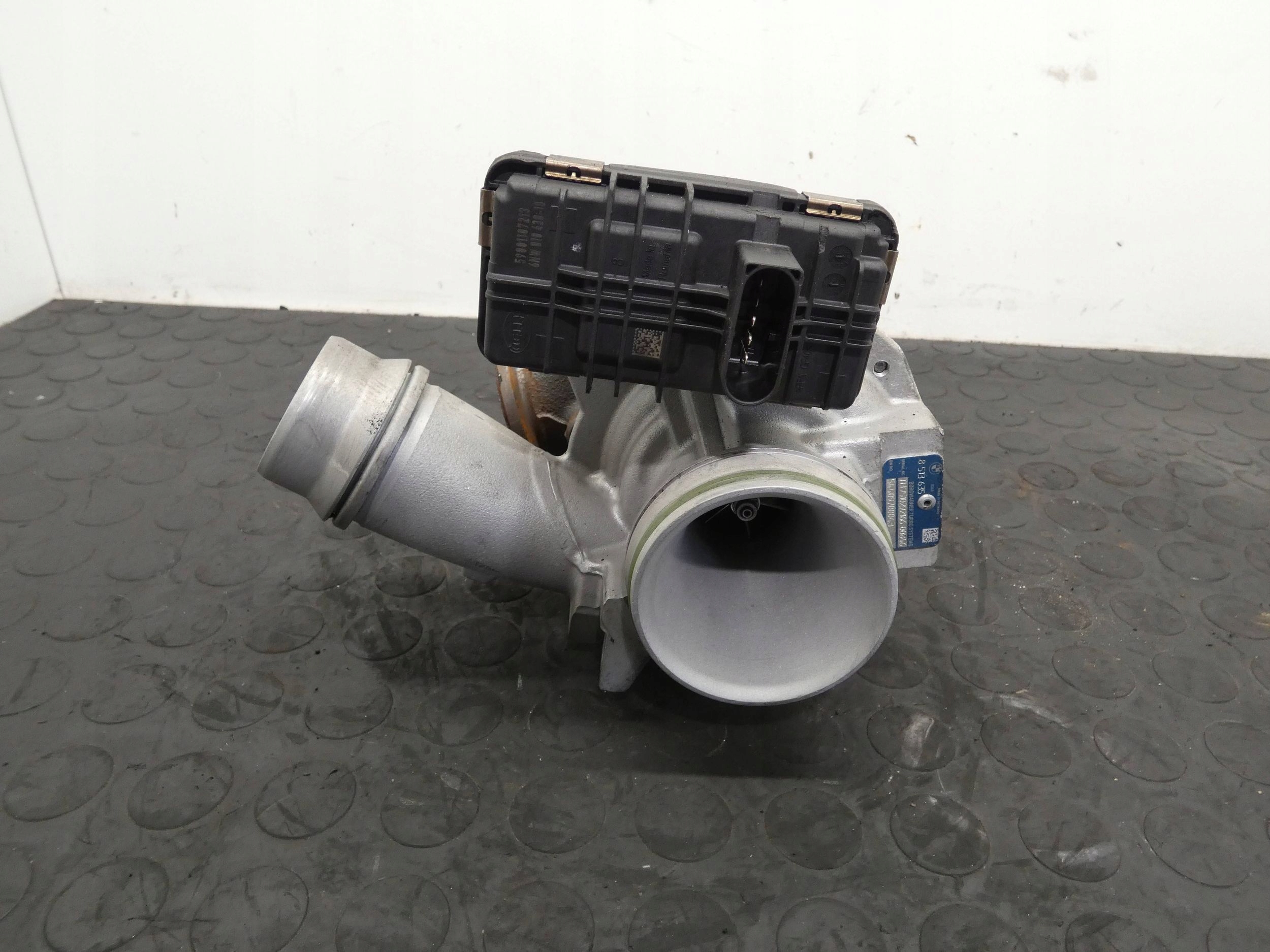 TURBOSPRĘŻARKA Turbo BMW X1 F48 2 F45 F46 X2 F39 MINI 2.0D B47 8513635