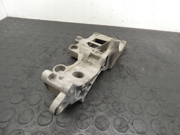 18219845840-6968d18b175fc Łapa alternatora AUDI A3 TT VW GOLF SCIROCCO SEAT LEON 2.0 TFSI 06F903143E