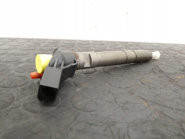 WTRYSKIWACZ WTRYSK Audi A8 S8 D3 Q7 4.2 TDI 0445115041 057130277AD