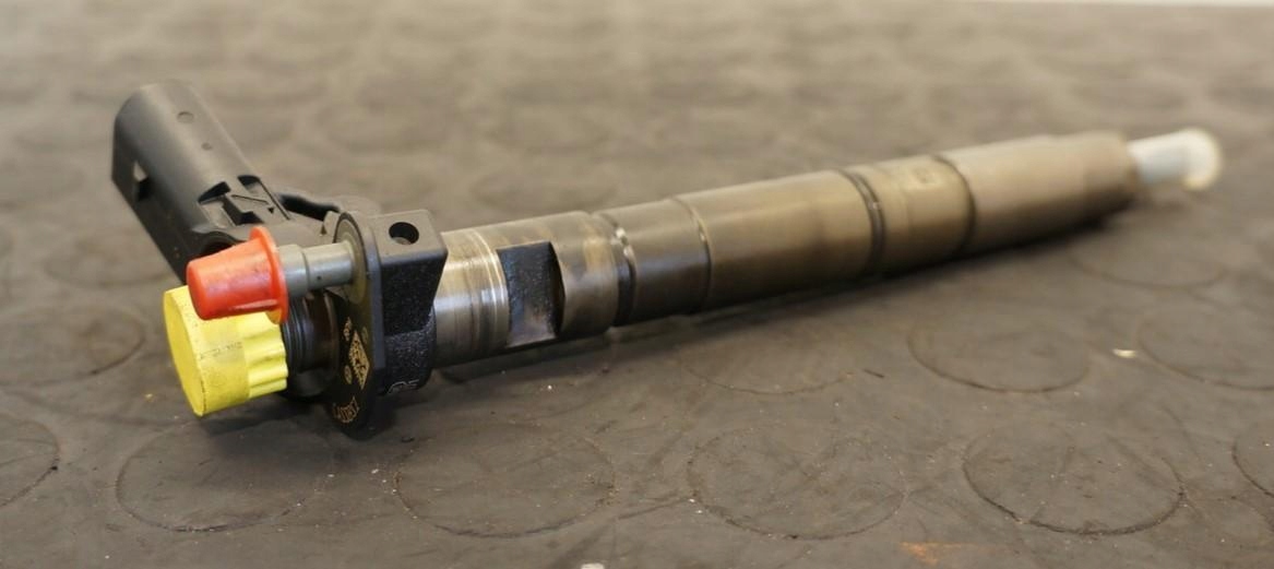 WTRYSK WTRYSKIWACZ 03L130277 0445116030 AUDI A4 B8 2.0 TDI