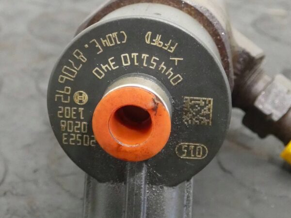 WTRYSKIWACZ PEUGEOT CITROEN DS3 1.6 EHDI 0445110340