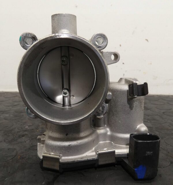 Przepustnica BAIC Beijing 3 1.5 16V A151R2 F01R00Y152