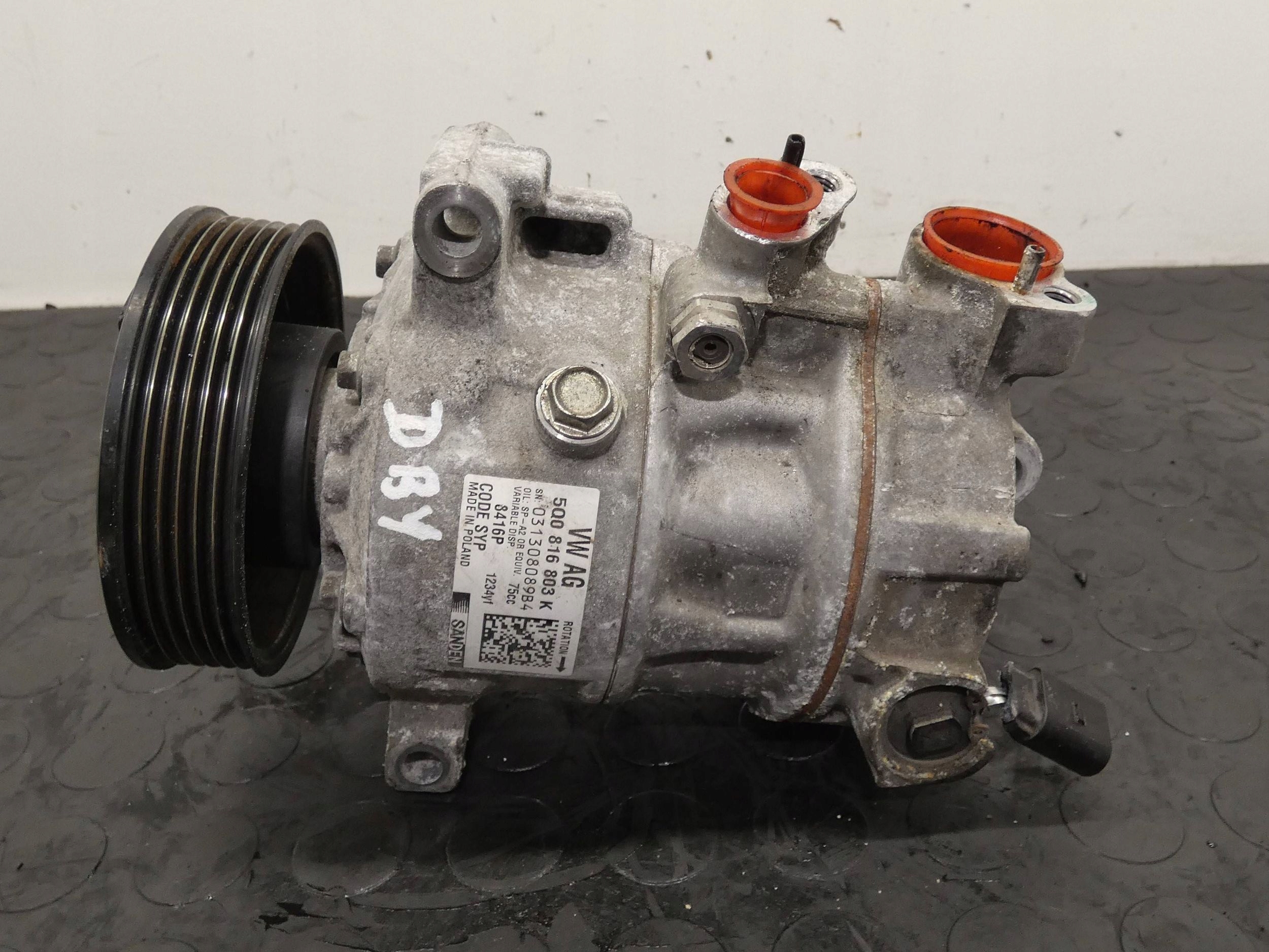 KOMPRESOR Sprężarka klimatyzacji VW T-ROC POLO IBIZA 1.0TSI 5Q0816803K
