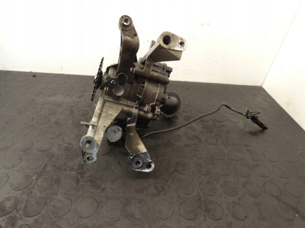 Pompa oleju LANDROVER DISCOVERY SPORT F-PACE 2.0D G4D36L079F