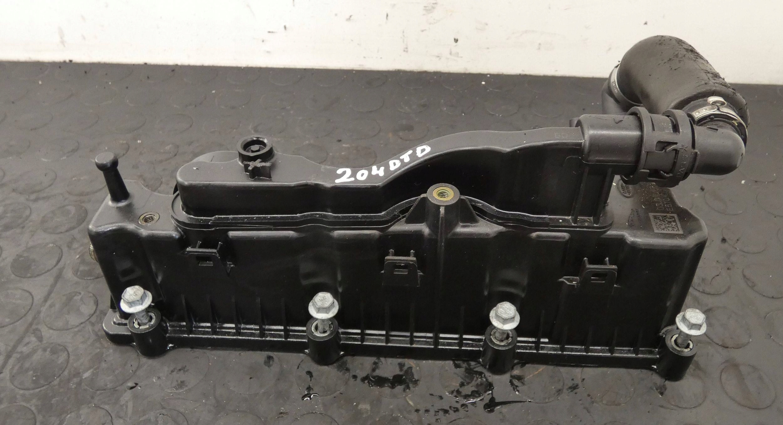 18238181836-6967ac5171e0e Pokrywa zaworów LANDROVER DISCOVERY SPORT F-PACE 2.0D G4D36J014BD