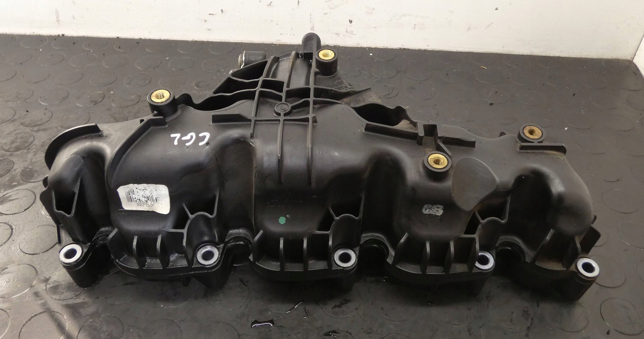 18238304601-6967ac267adf4 Kolektor ssący AUDI A4 B8 A5 Q5 2.0 TDI 03L129711AF