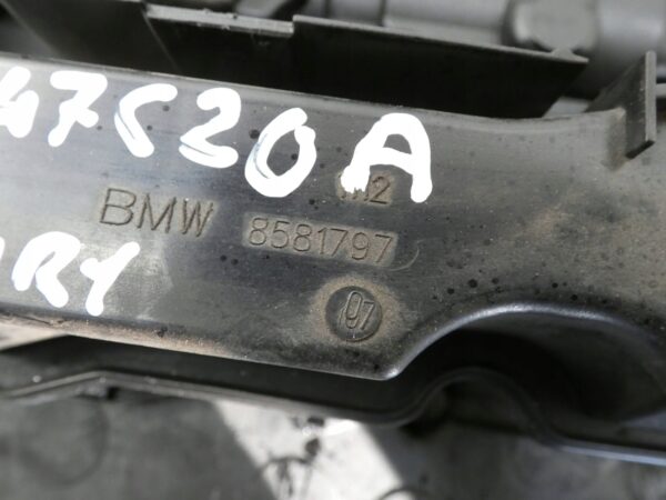 Pokrywa zaworów BMW X1 F48 2 F45 F46 X2 F39 MINI 2.0D B47C20A 8581797