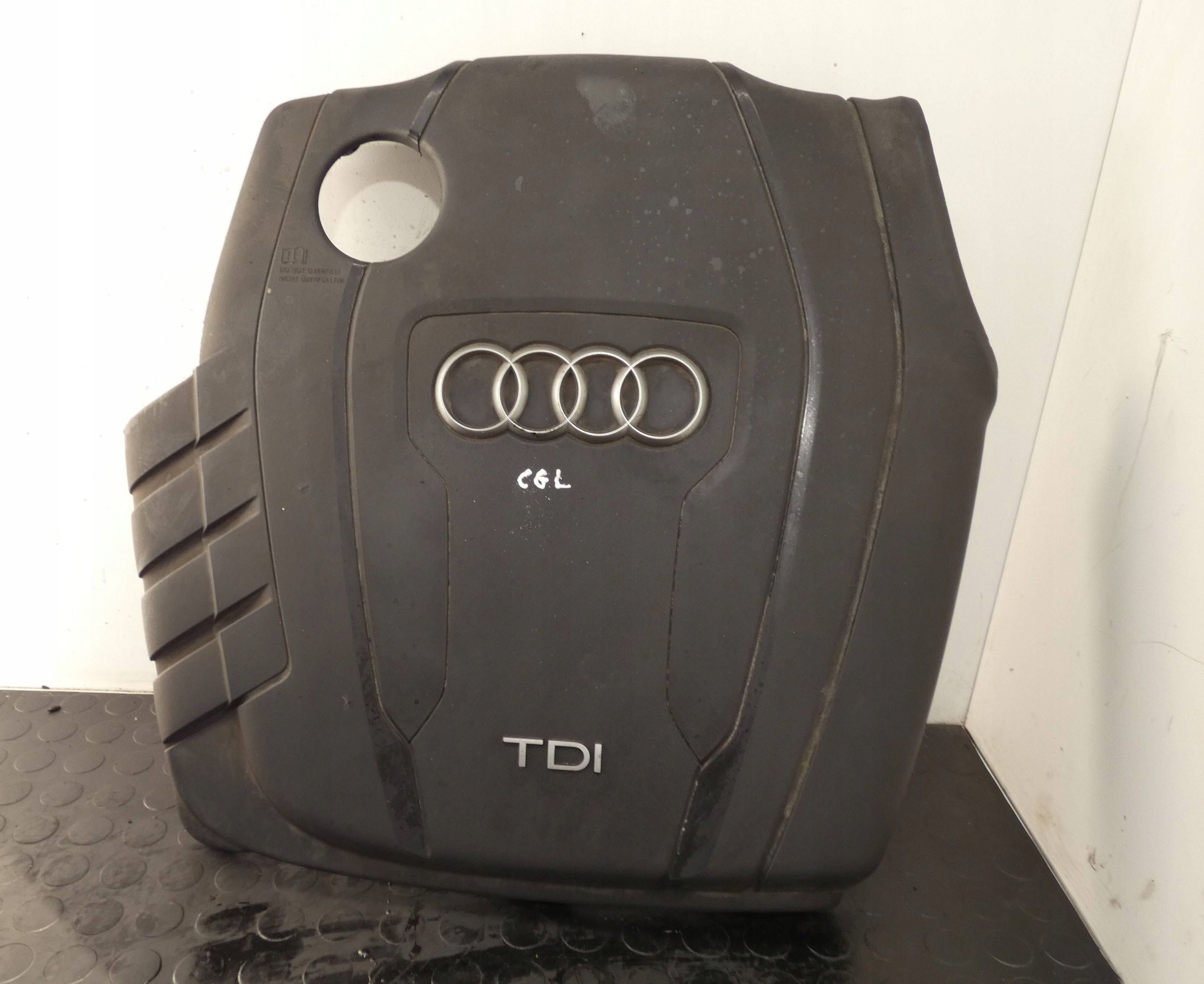 Osłona silnika AUDI A4 B8 A5 Q5 2.0 TDI 03L103925AB