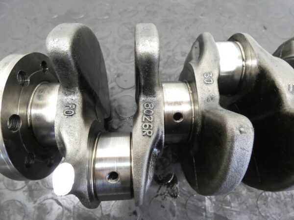 Wał korbowy RENAULT TRAFIC III QASHQAI VIVARO B 1,6 DCI R9M 8026R