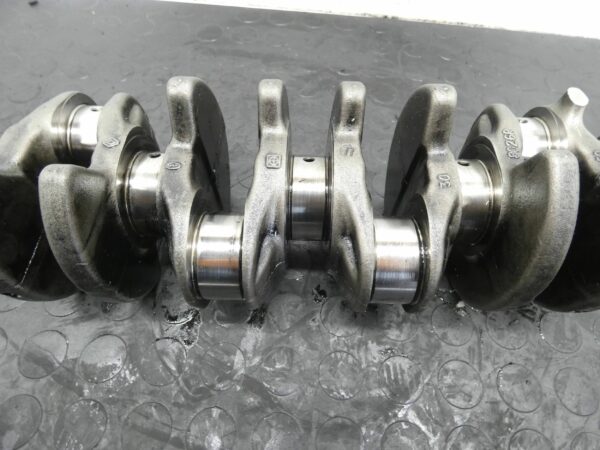 Wał korbowy RENAULT TRAFIC III QASHQAI VIVARO B 1,6 DCI R9M 8026R