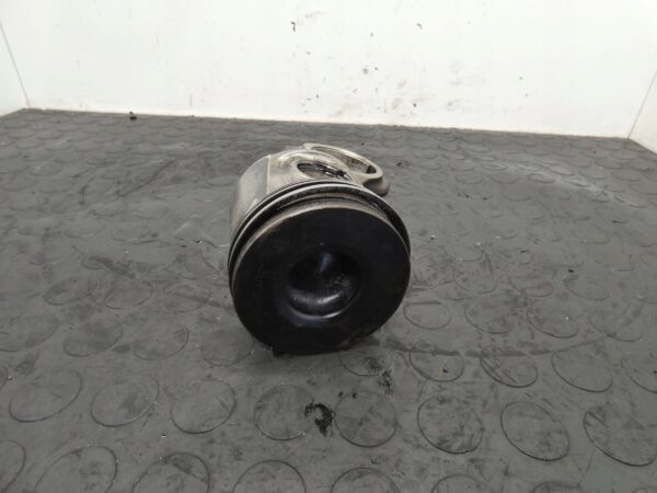 18241058595-696b6cba361a2 Tłok z korbowodem IVECO DAILY III 2,3 HPI F1AE0481B