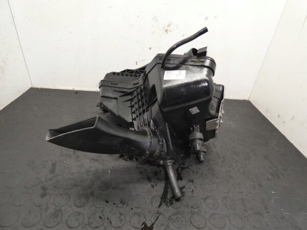 Obudowa filtra powietrza AUDI A4 B8 A5 Q5 2.0 TDI 8K0133837BF 03L906461A