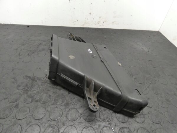 18241096983-696b6c7f3e39e WLOT POWIETRZA AUDI A4 B8 A5 Q5 2.0 TDI 8K0129618E 8K0129618D