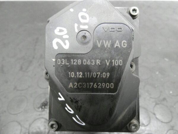 Przepustnica AUDI A4 B8 A5 Q5 2.0 TDI CGL 03L128063R