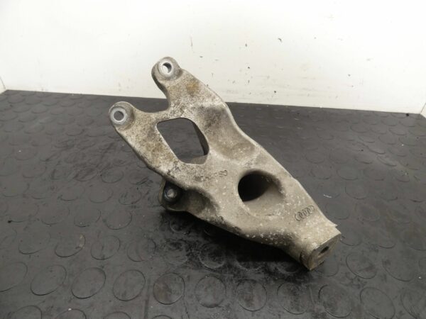 Łapa silnika AUDI A4 B8 A5 Q5 2.0 TDI CGL 8K0199307BP