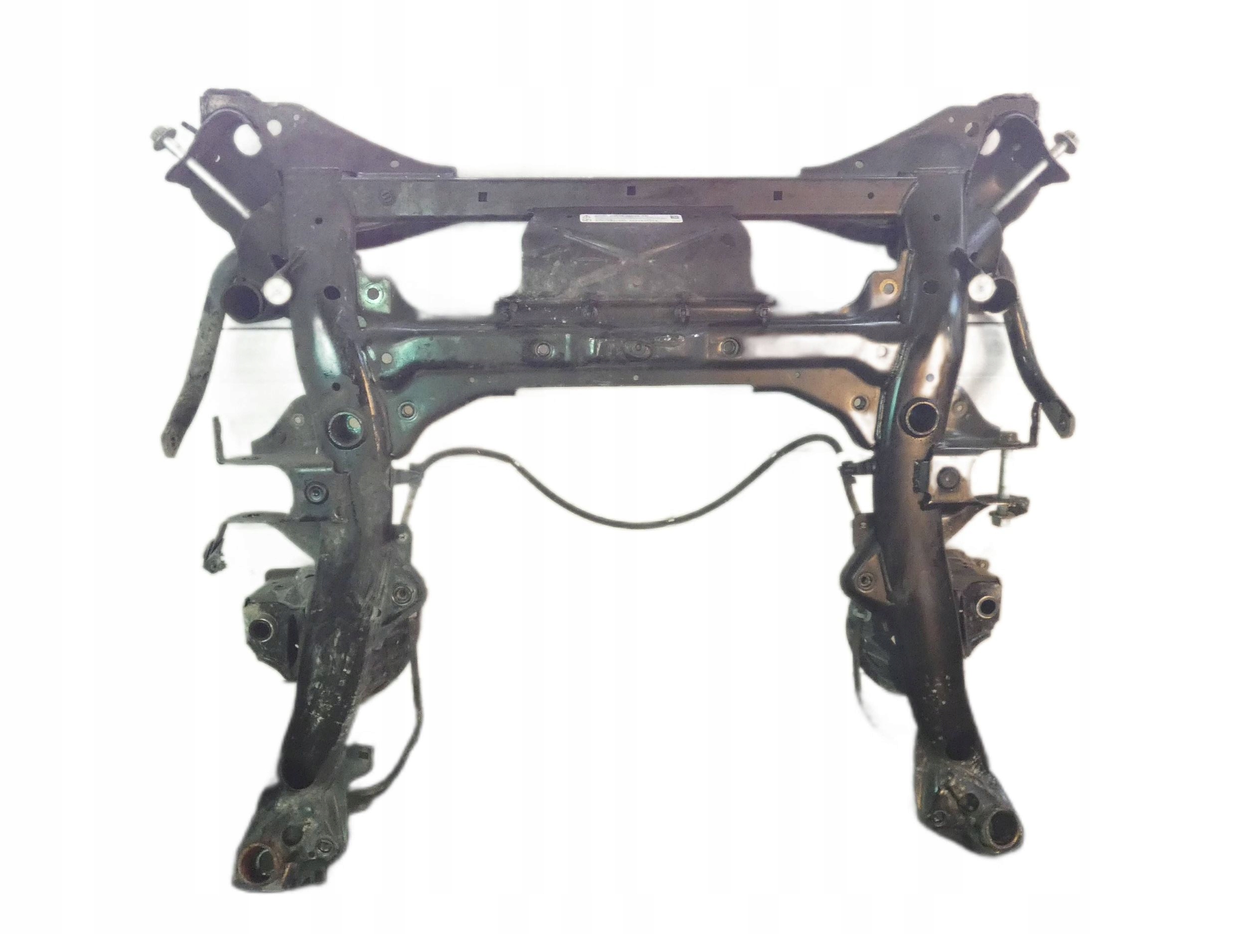 SANKI Belka przednia BMW 3 F30 F31 F34 4 F32 F36 3.0D X-DRIVE 6872121