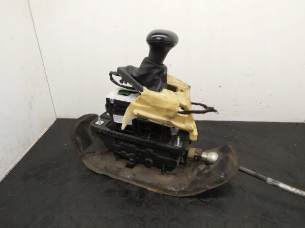 DŹWIGNIA Lewarek zmiany biegów AUDI A4 B8 A5 Q5 2.0 TDI 8K1713041T