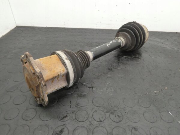 Półoś przednia AUDI A4 B8 A5 2.0 TDI 8K0407271AK