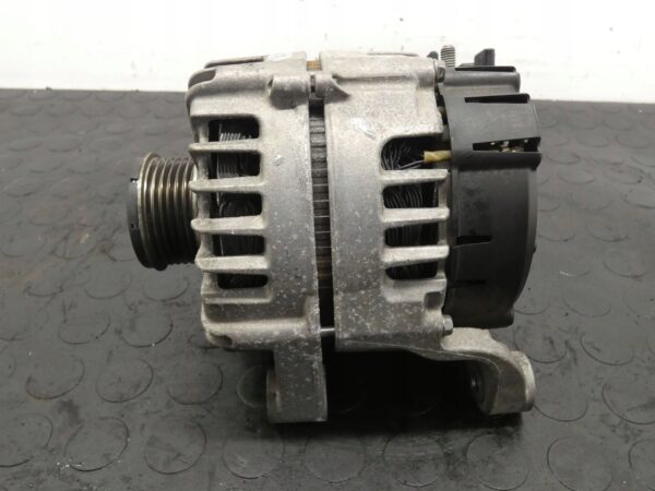 Alternator BMW 3 F30 F31 F34 4 F32 F36 X5 F15 X6 F16 3.0D 8570675